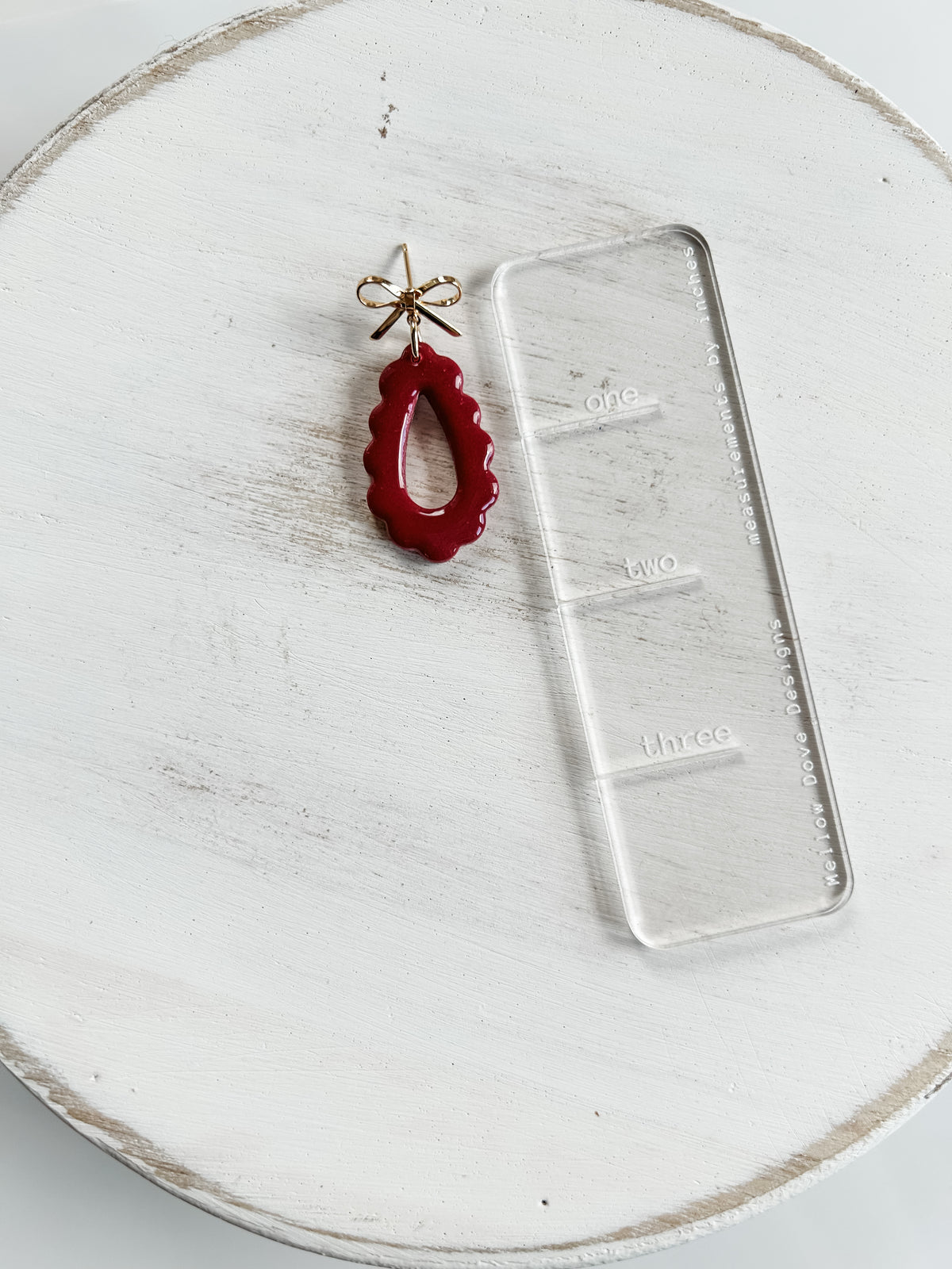 Whimsy Bow Dangle | Burgundy
