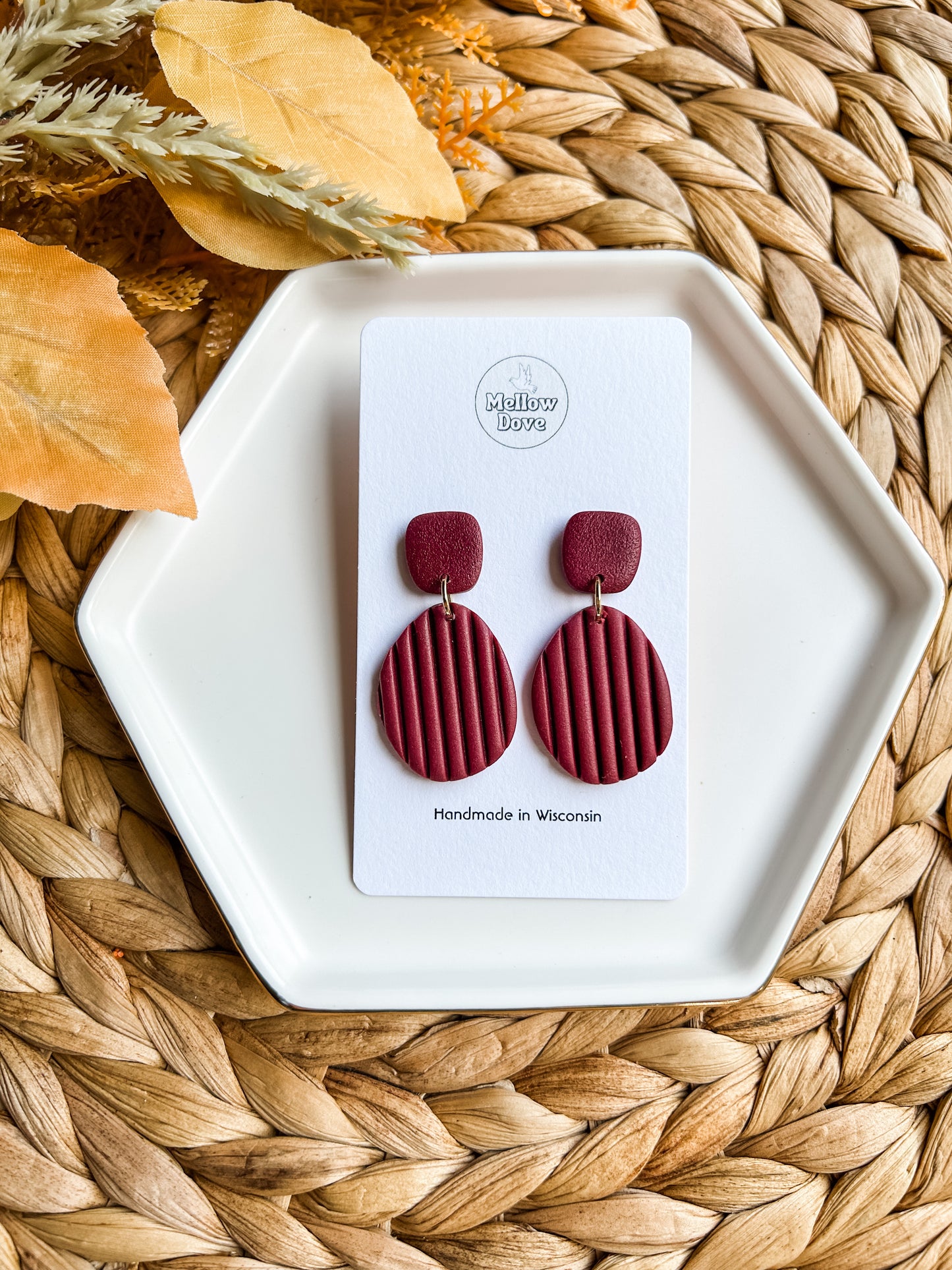 Ribbed Oval Dangle | Burgandy, Cinnamon Brown