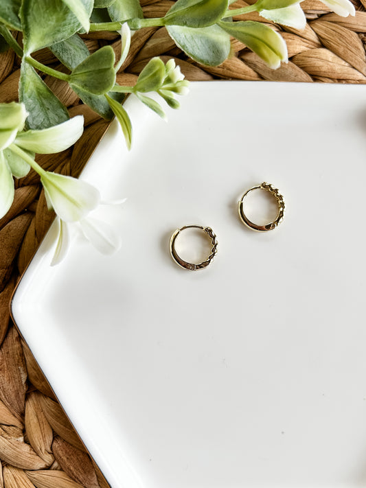Chain Link Huggie Hoop | 14K Gold-Filled