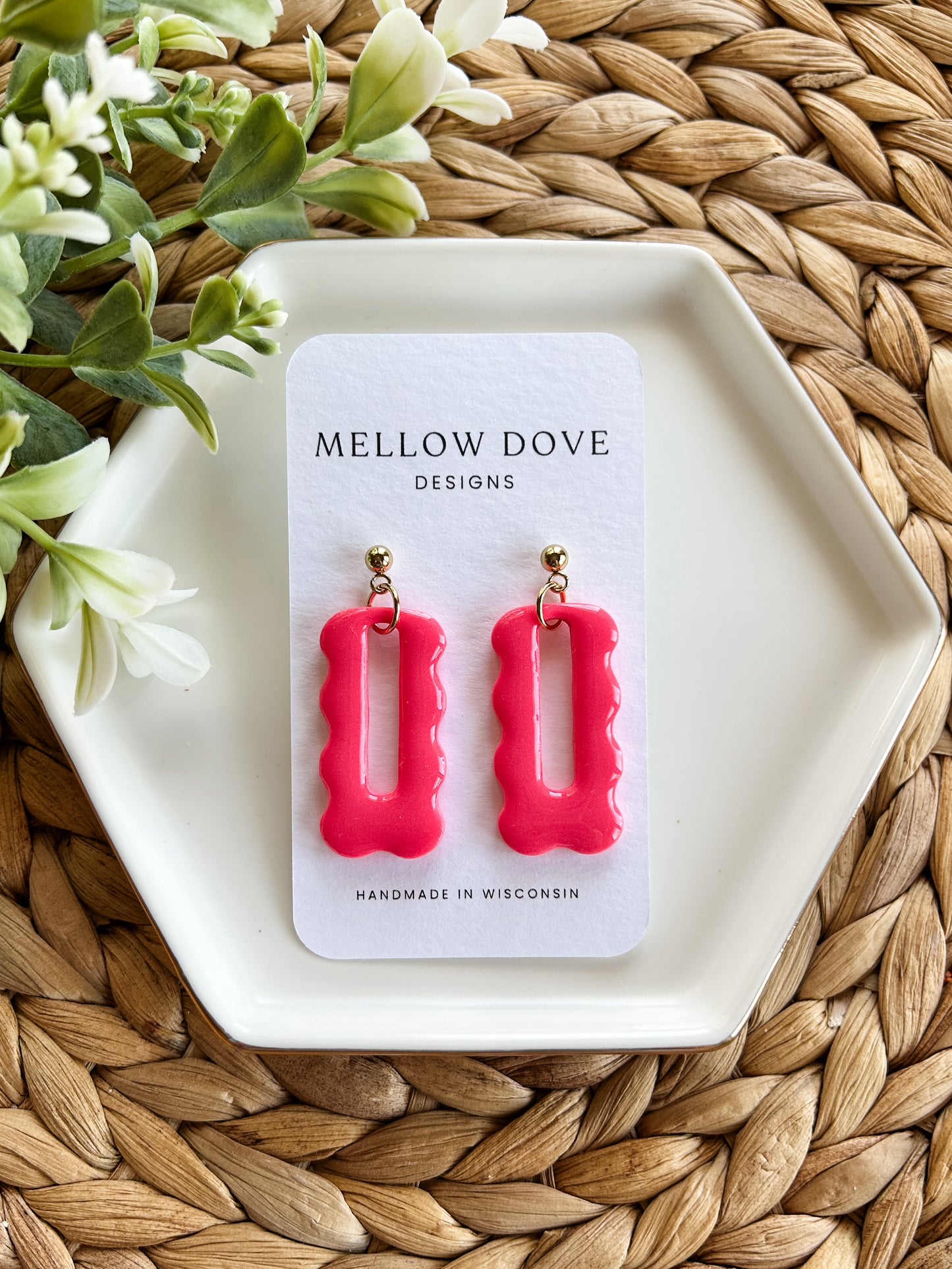 Wavy Rectangle | Hot Pink