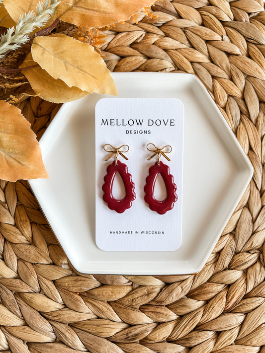 Whimsy Bow Dangle | Burgundy