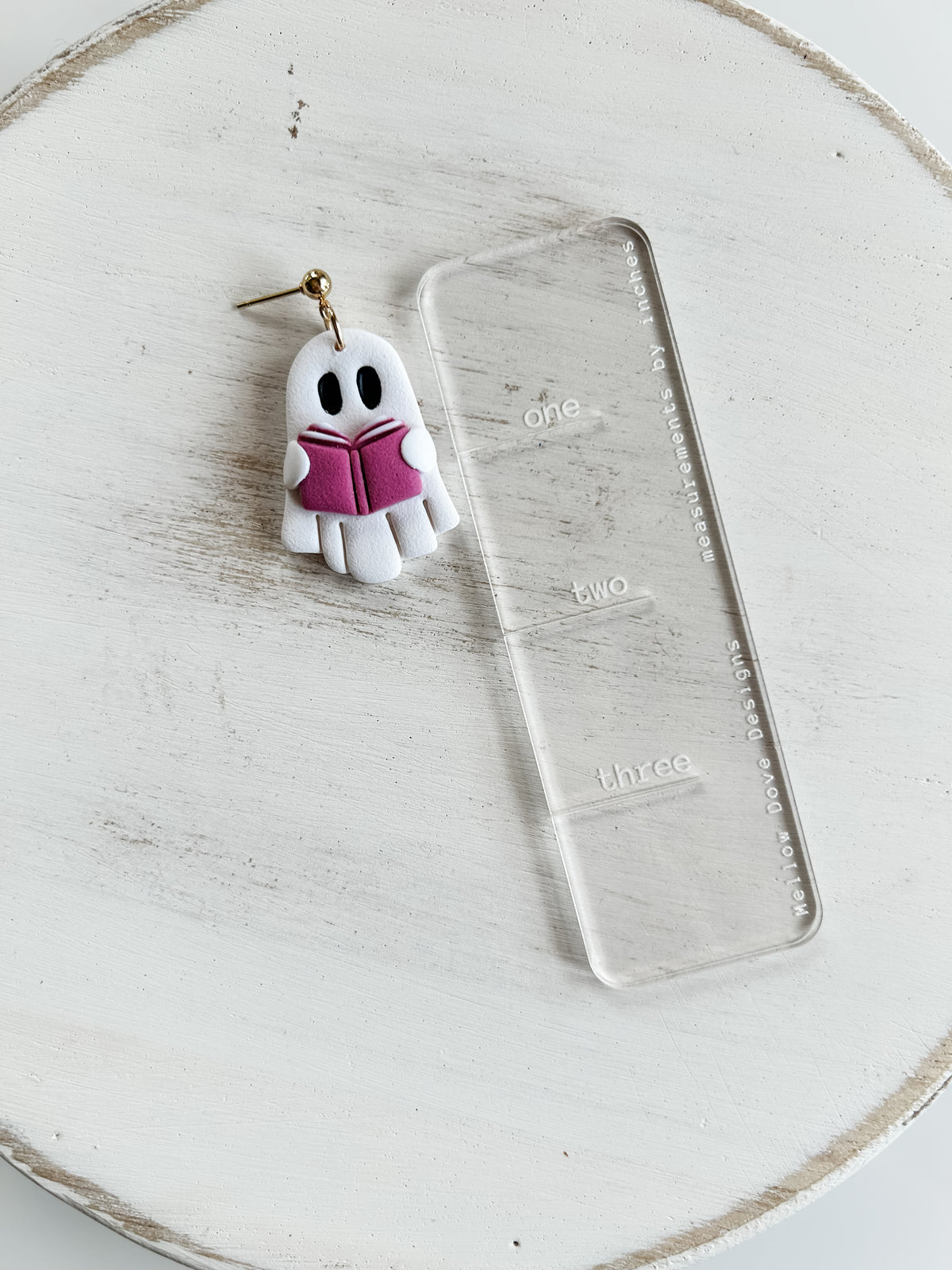 Bookish Ghost