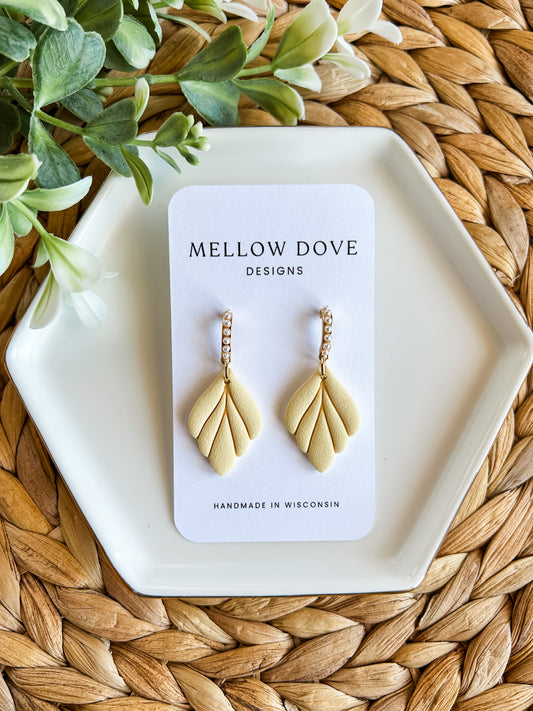 Butter Yellow Leaf Drop with Pearl Hoop