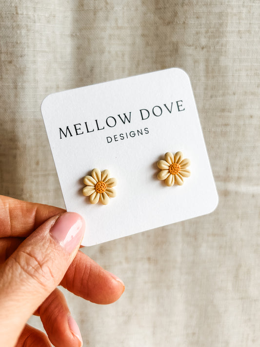 Yellow Daisy Studs
