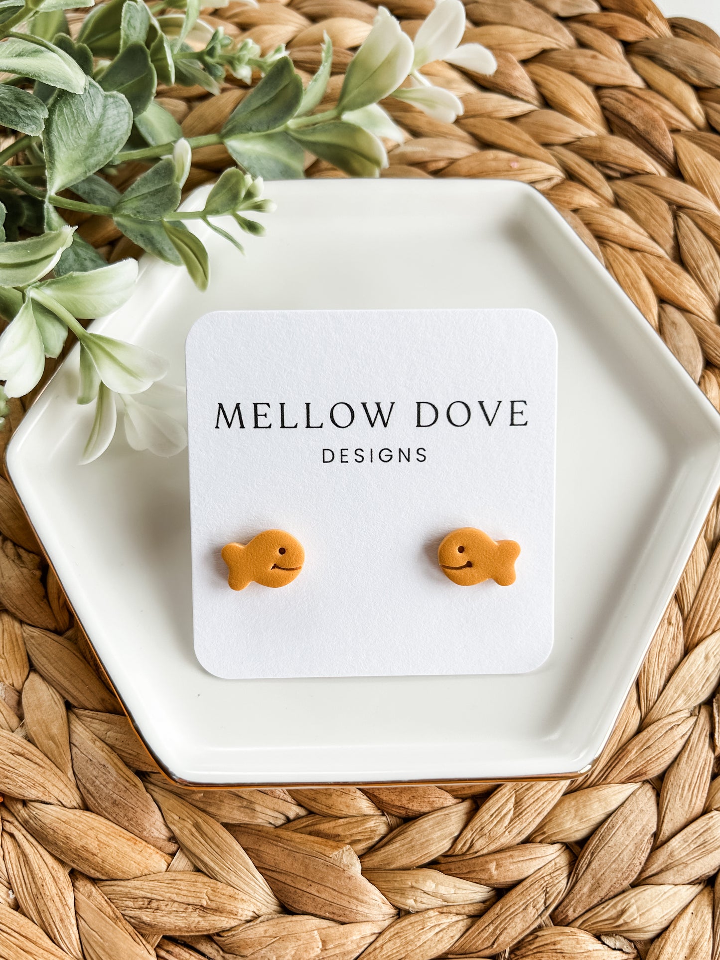 Goldfish Snack Studs