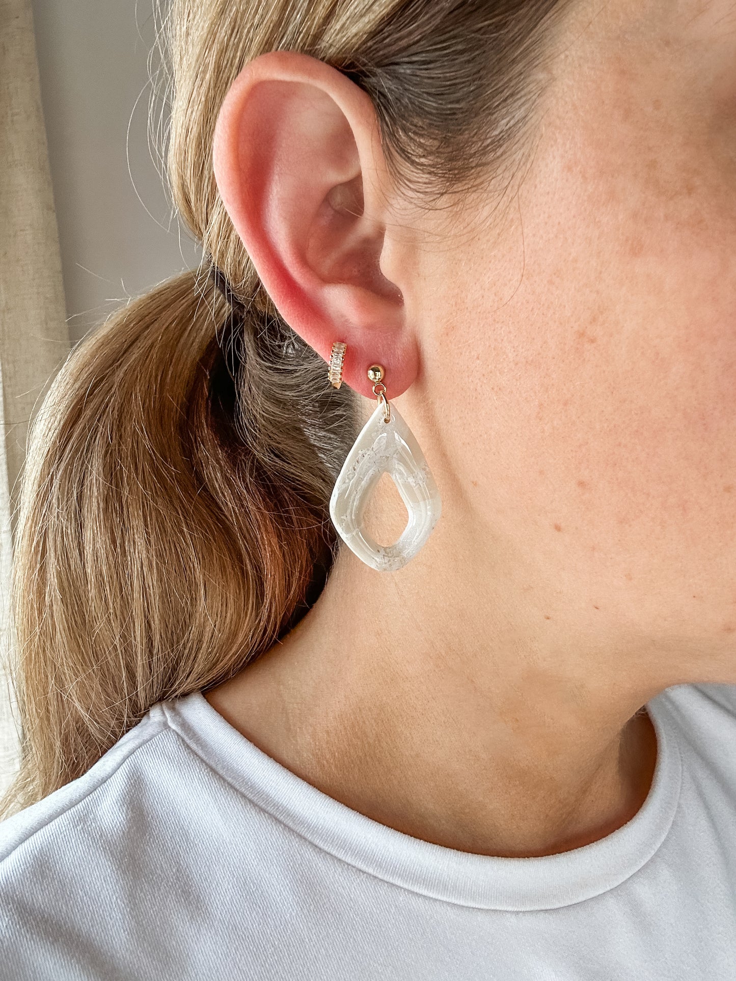 Vanilla Marble | Diamond Drop Earrings